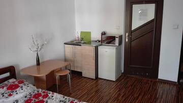 Фото номера Двухместный номер с 1 кроватью и собственной ванной комнатой Хостелы Hostel Sosnowiec г. Сосновец 15